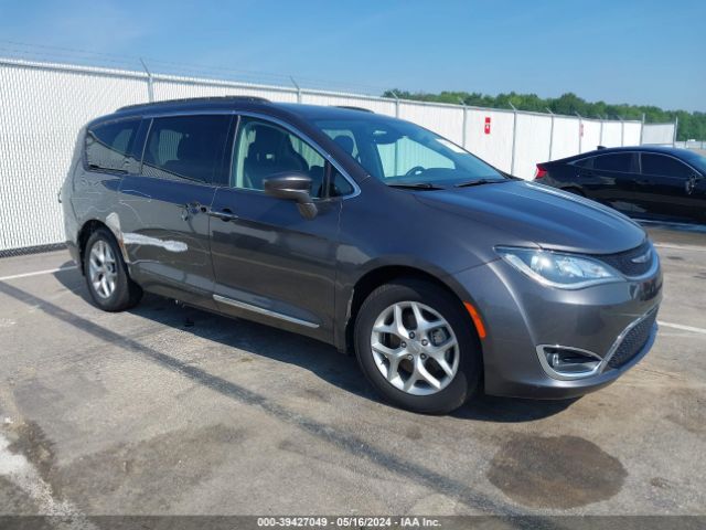 chrysler pacifica 2018 2c4rc1eg1jr293036