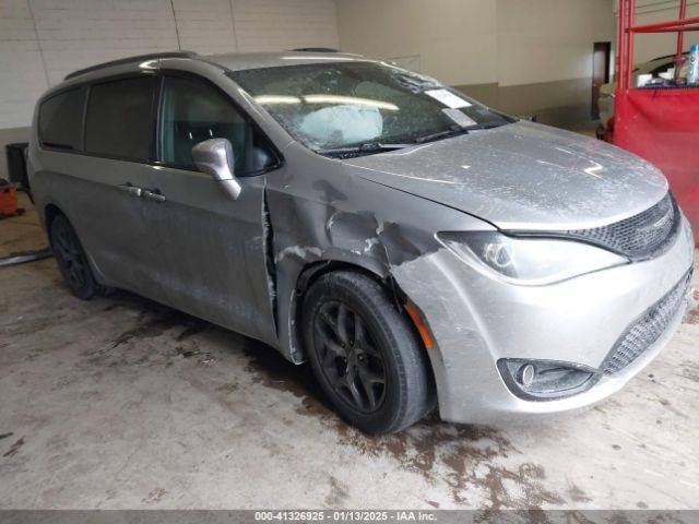 chrysler pacifica 2018 2c4rc1eg1jr293408