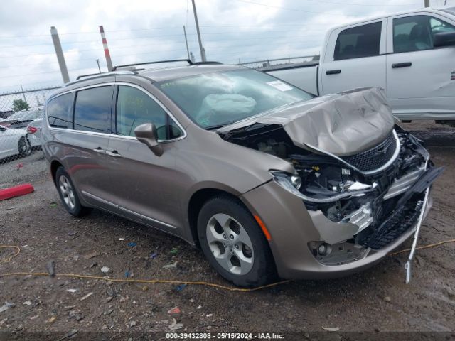 chrysler pacifica 2017 2c4rc1eg2hr735025