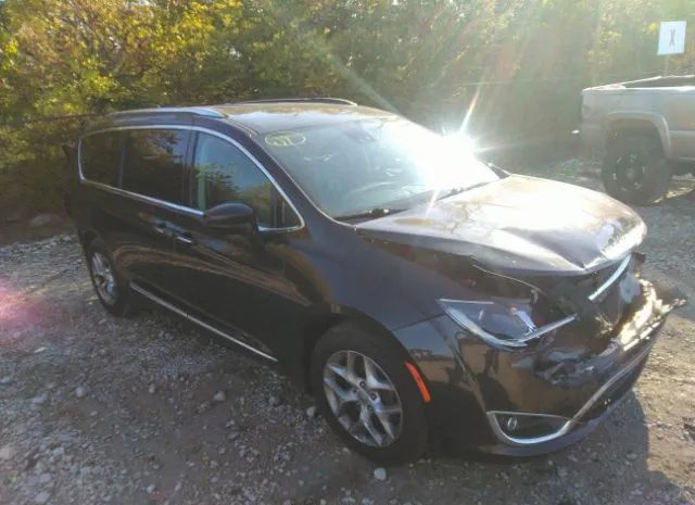 chrysler pacifica 2018 2c4rc1eg3jr106685