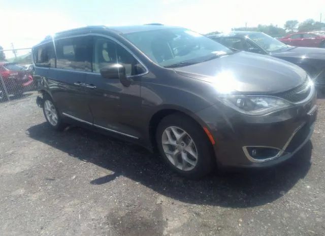 chrysler pacifica 2017 2c4rc1eg4hr684627