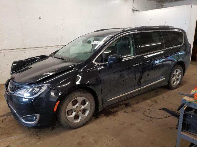 chrysler pacifica t 2017 2c4rc1eg4hr822103