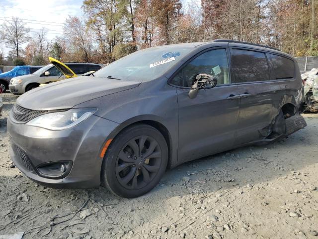 chrysler pacifica t 2018 2c4rc1eg4jr236040