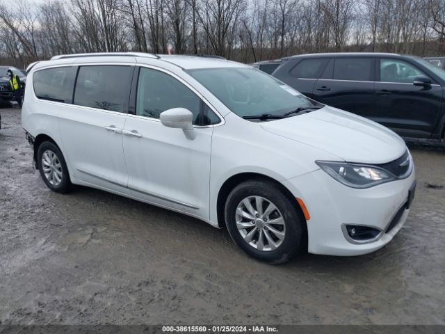 chrysler pacifica 2018 2c4rc1eg4jr260726