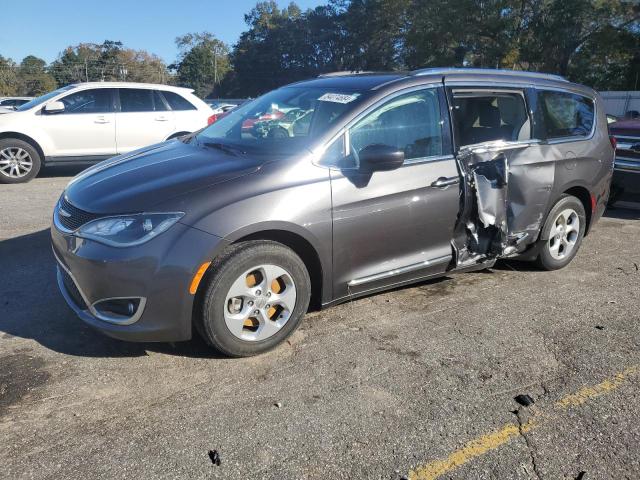 chrysler pacifica t 2017 2c4rc1eg5hr684233