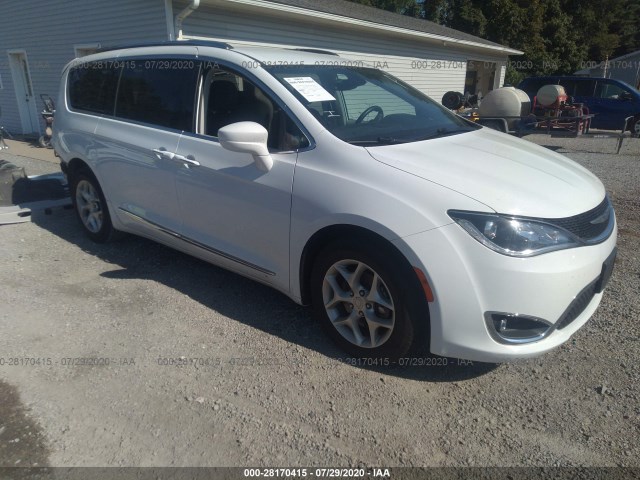 chrysler pacifica 2017 2c4rc1eg8hr752900