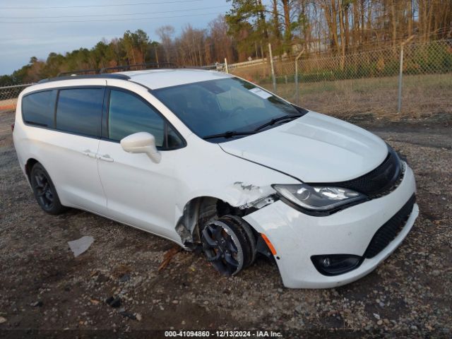 chrysler pacifica 2020 2c4rc1eg8lr102098