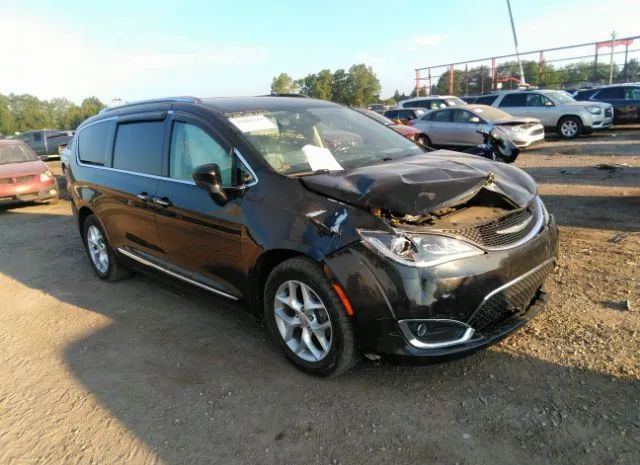 chrysler pacifica 2017 2c4rc1egxhr518712