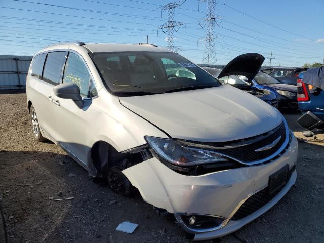 chrysler pacifica t 2017 2c4rc1egxhr585021