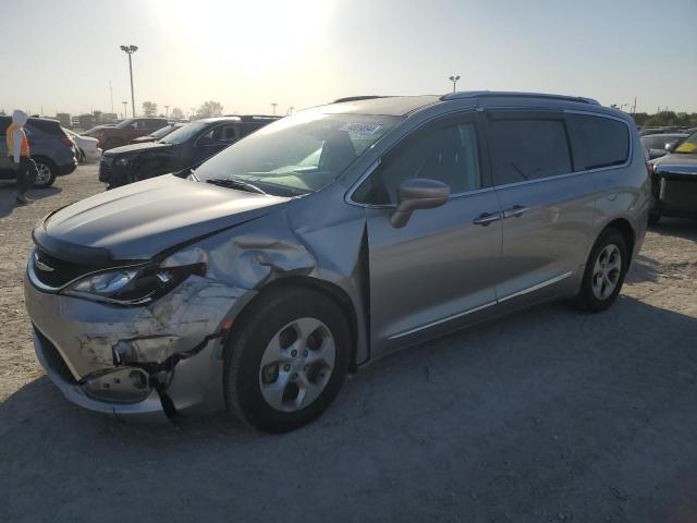 chrysler pacifica t 2017 2c4rc1egxhr616381