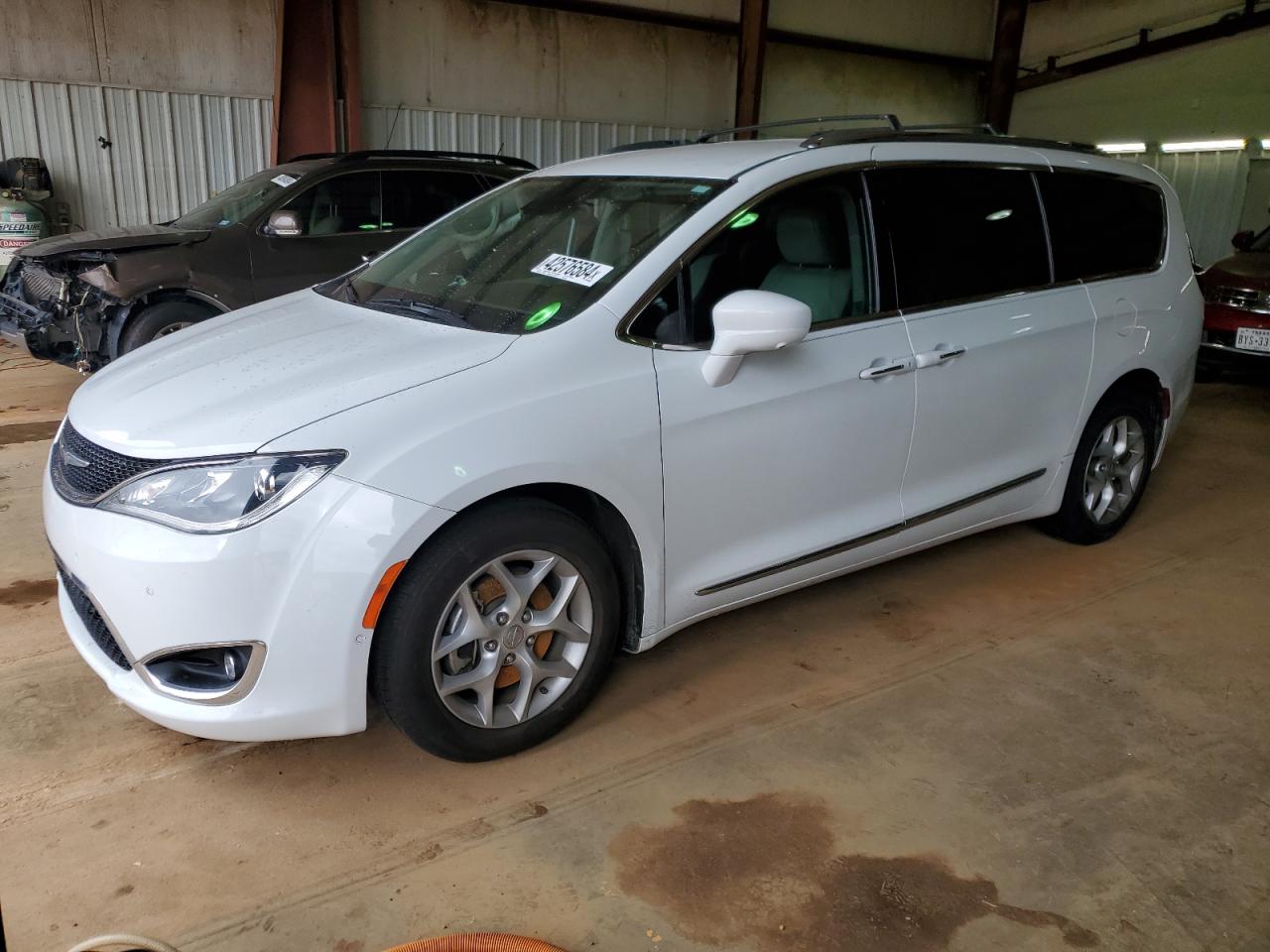 chrysler pacifica 2017 2c4rc1egxhr653799