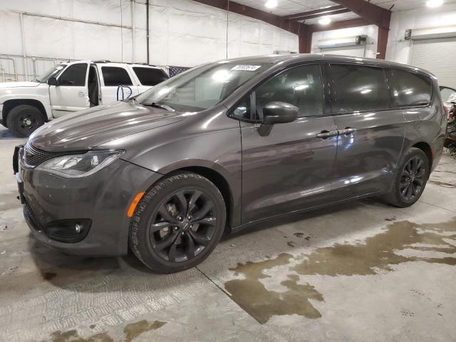 chrysler pacifica t 2019 2c4rc1fg1kr732798