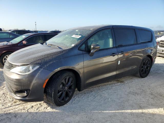 chrysler pacifica t 2020 2c4rc1fg1lr150265