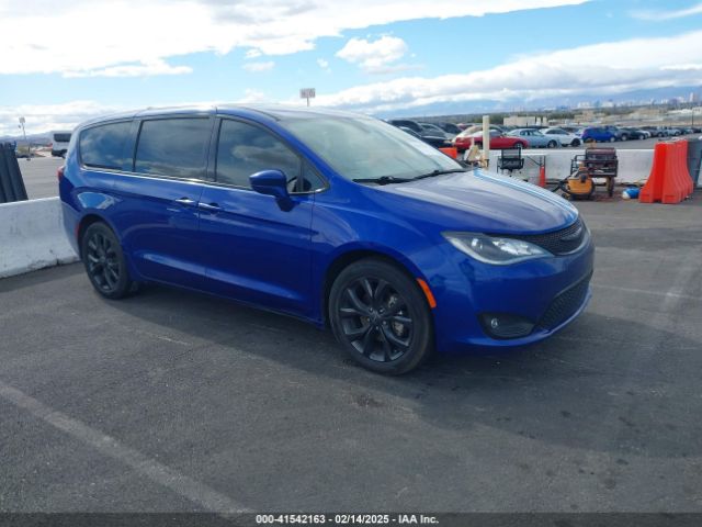 chrysler pacifica 2020 2c4rc1fg3lr241747