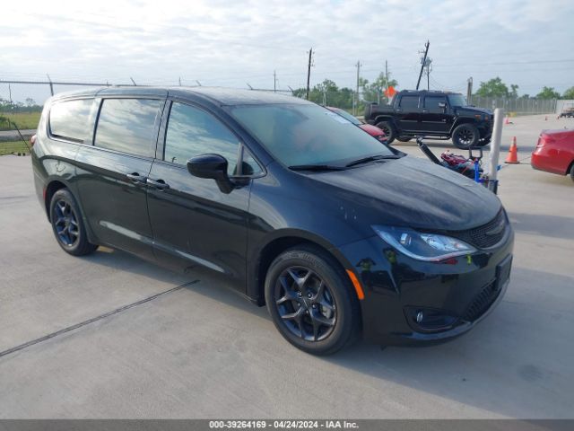 chrysler pacifica 2020 2c4rc1fg4lr245533