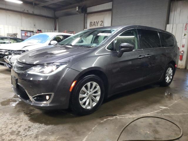 chrysler pacifica t 2019 2c4rc1fg5kr652842