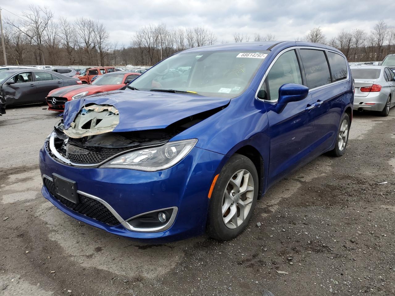 chrysler pacifica 2019 2c4rc1fg6kr604282