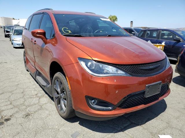 chrysler pacifica t 2018 2c4rc1fg7jr186930