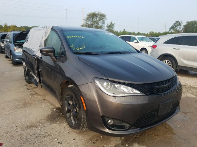 chrysler pacifica t 2018 2c4rc1fg7jr365761