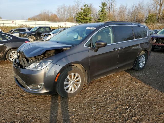 chrysler pacifica t 2018 2c4rc1fg8jr100363