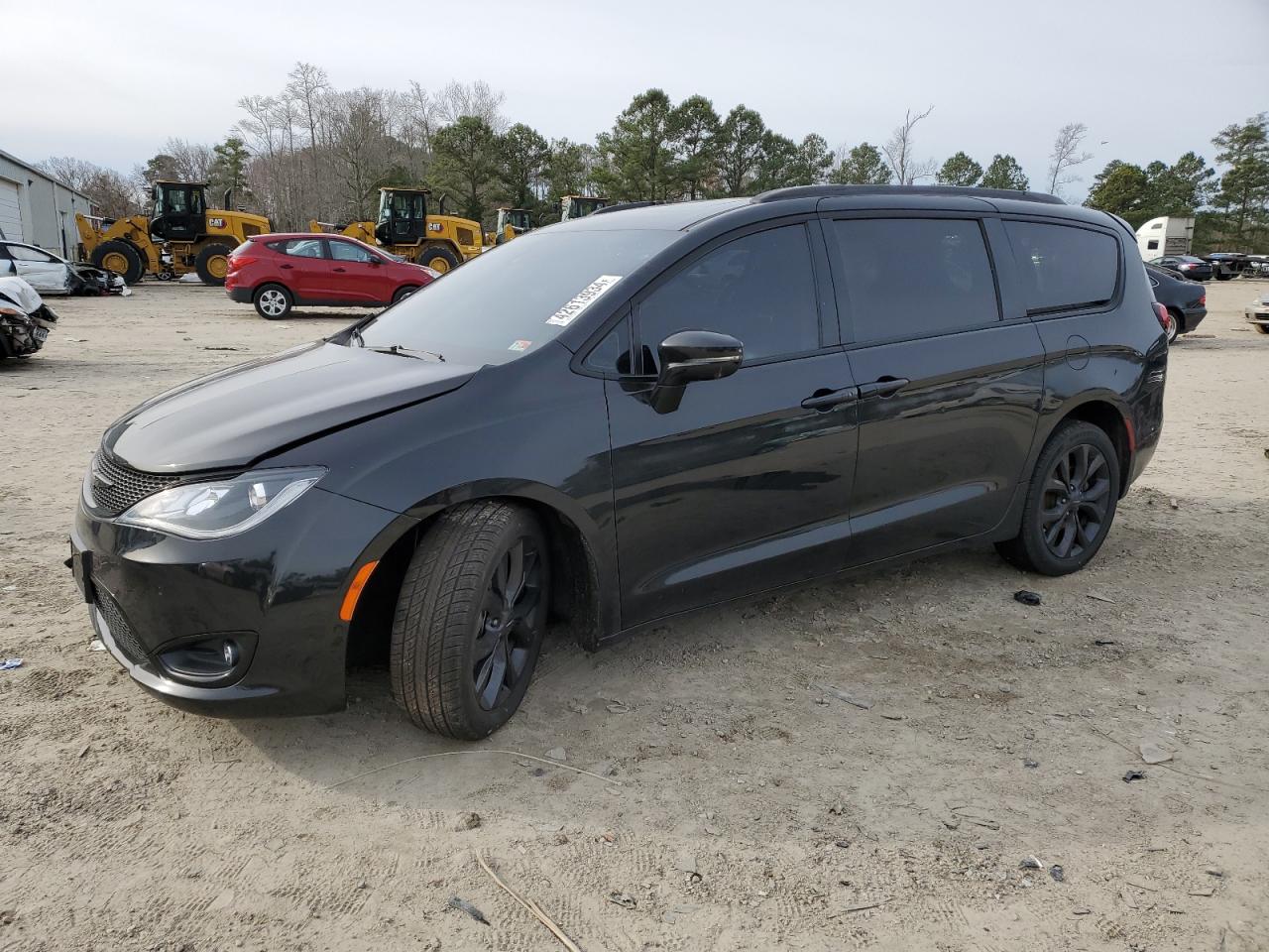 chrysler pacifica 2018 2c4rc1gg0jr339369