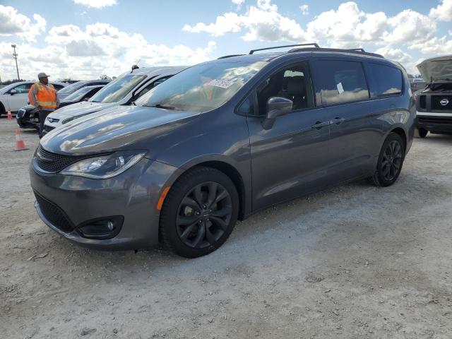 chrysler pacifica l 2018 2c4rc1gg1jr358321