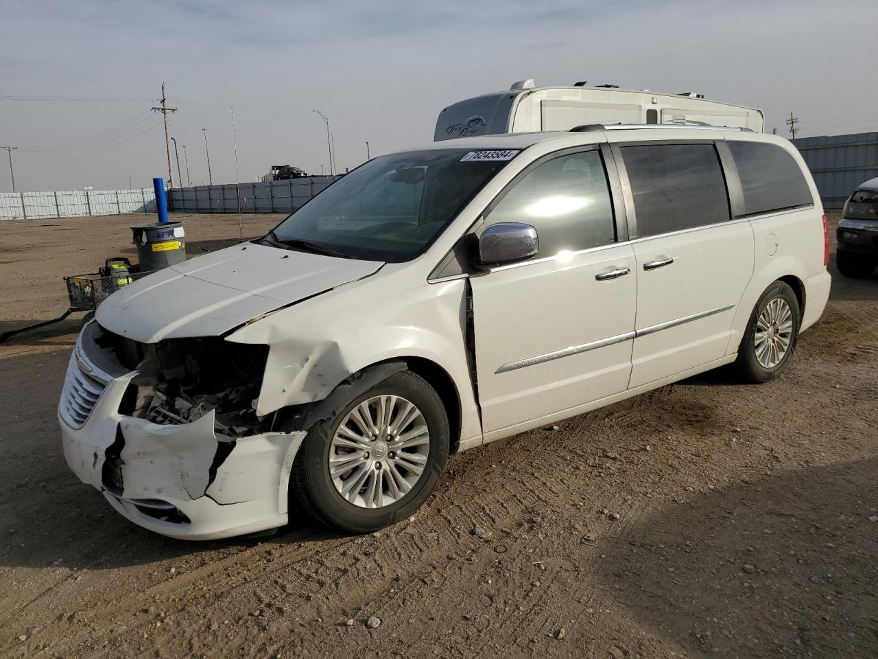 chrysler town & cou 2013 2c4rc1gg3dr570903