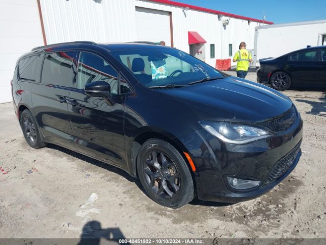 chrysler pacifica 2018 2c4rc1gg3jr256681