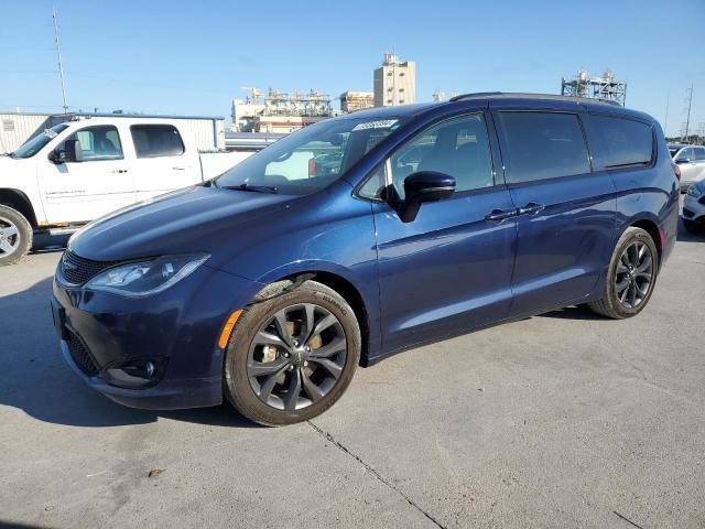 chrysler pacifica l 2018 2c4rc1gg4jr171476