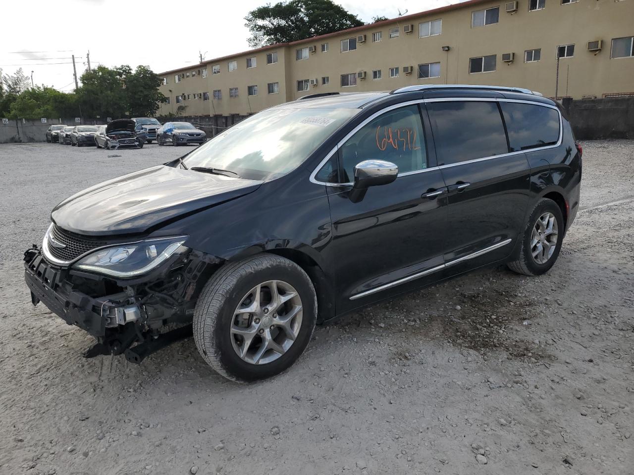 chrysler pacifica 2019 2c4rc1gg9kr552533