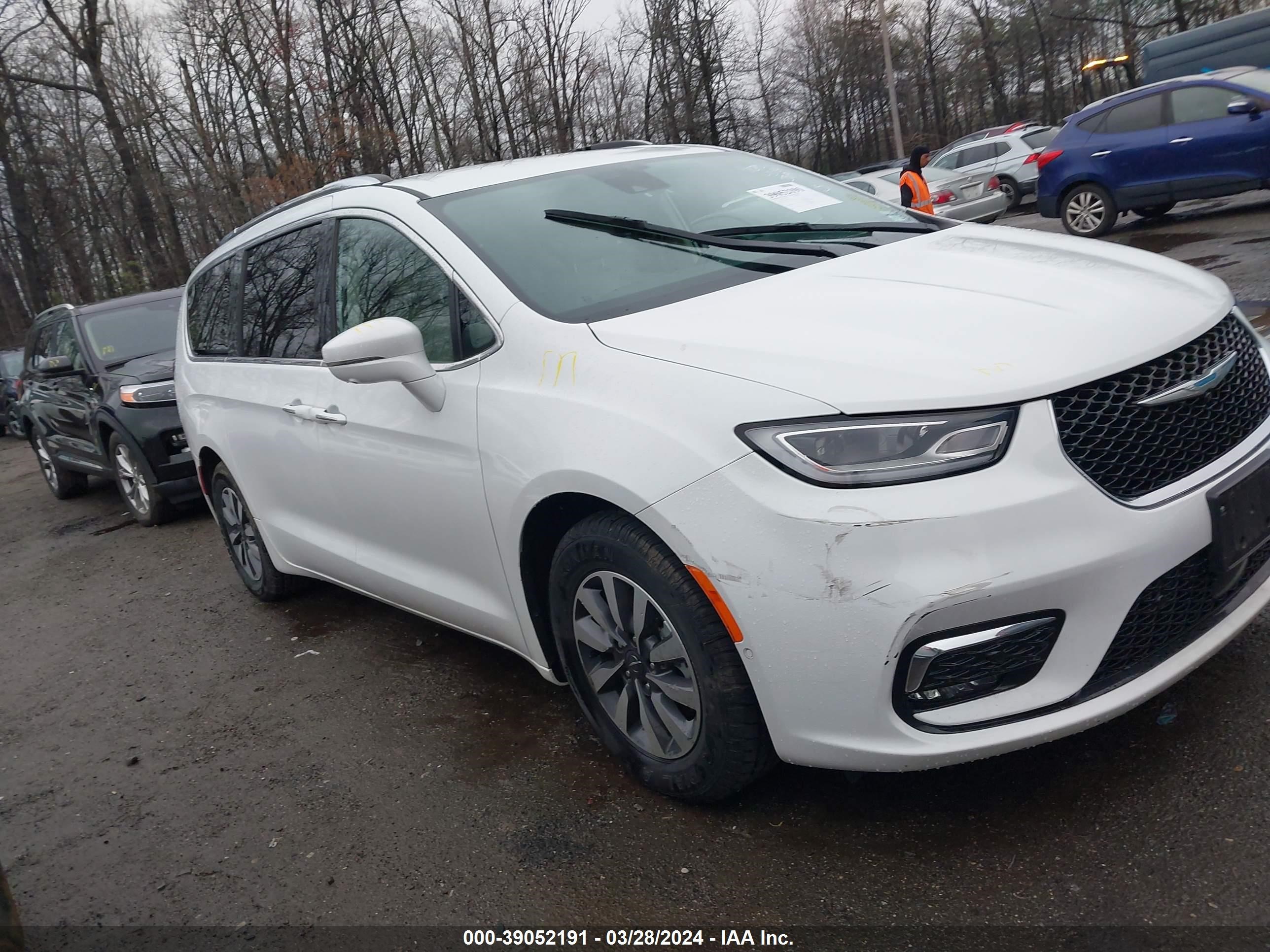 chrysler pacifica hybrid 2021 2c4rc1l73mr602819