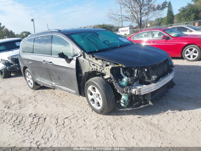 chrysler pacifica 2018 2c4rc1l75jr157656