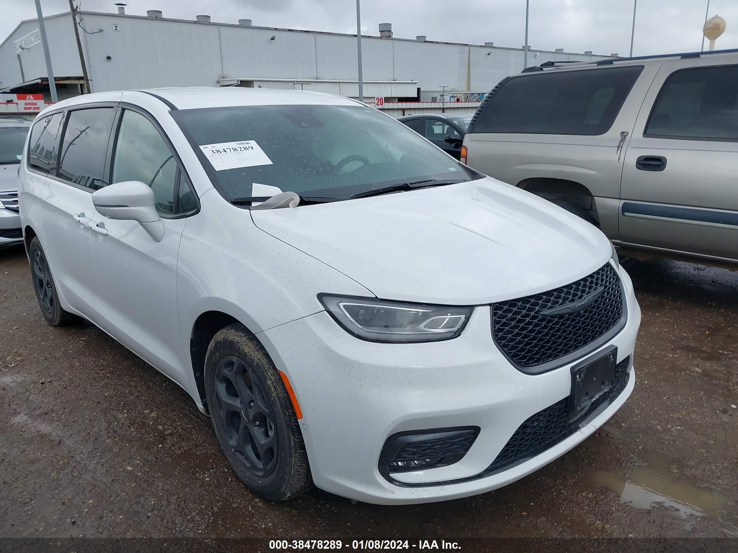 chrysler pacifica 2022 2c4rc1l76nr173824