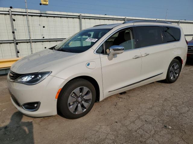 chrysler pacifica e 2017 2c4rc1n71hr685055