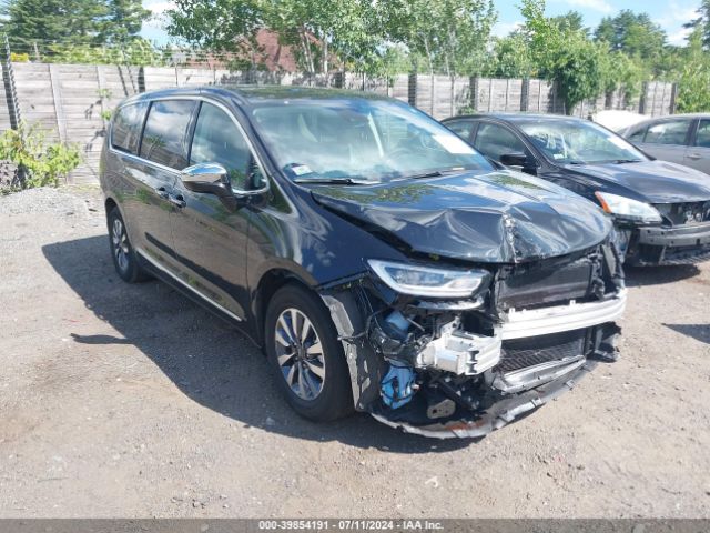 chrysler pacifica hybrid 2022 2c4rc1s72nr190010