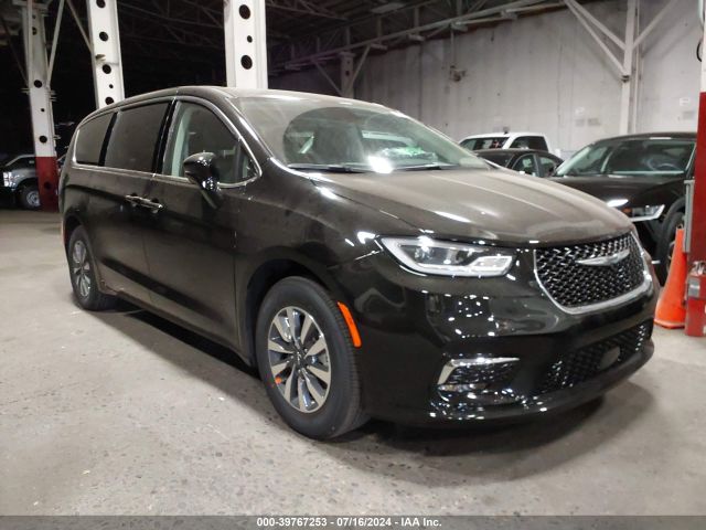 chrysler pacifica hybrid 2024 2c4rc1s74rr174316