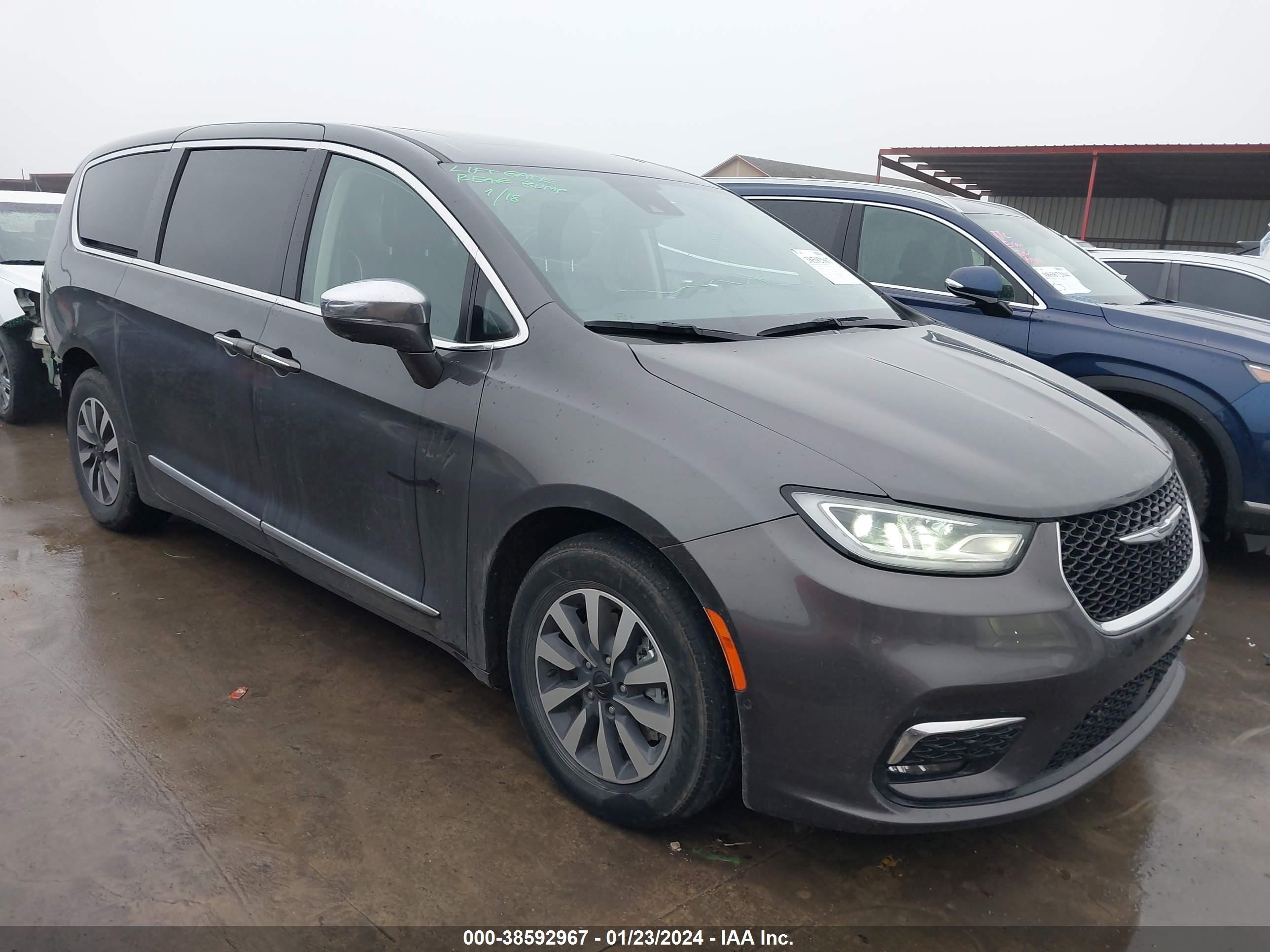 chrysler pacifica 2022 2c4rc1s79nr148157