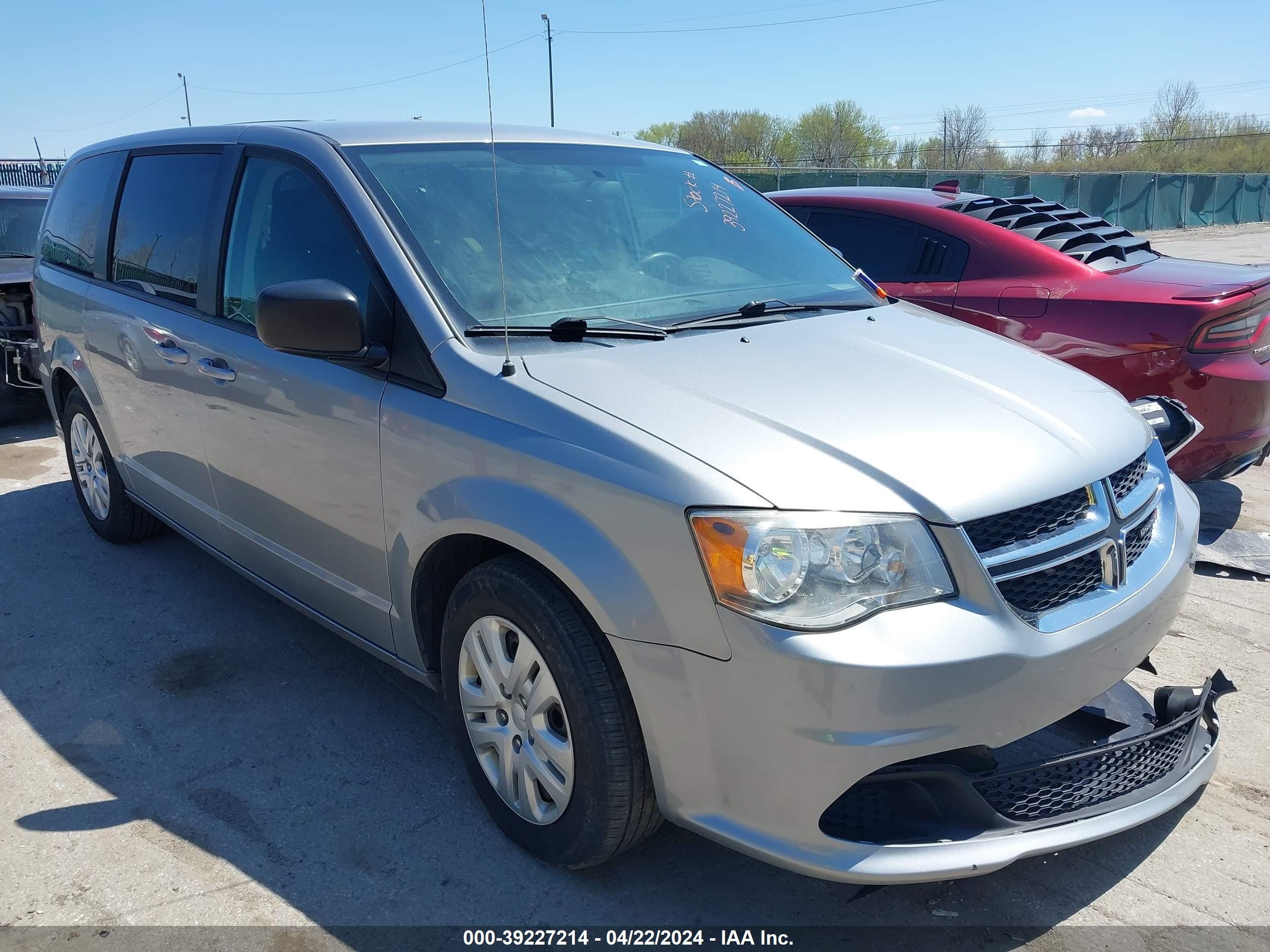 dodge caravan 2018 2c4rdgbg4jr148092