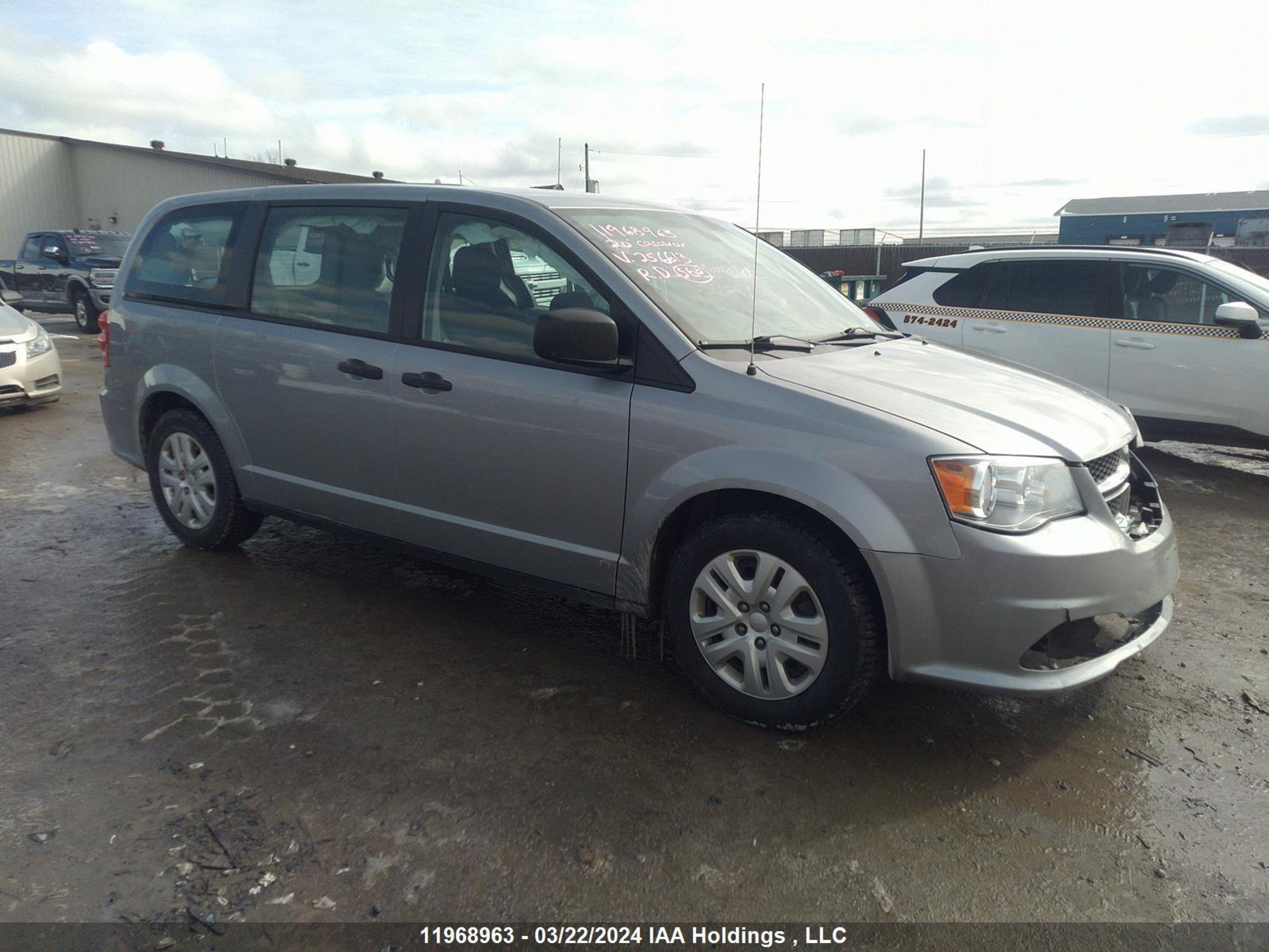 dodge caravan 2020 2c4rdgbg5lr256613