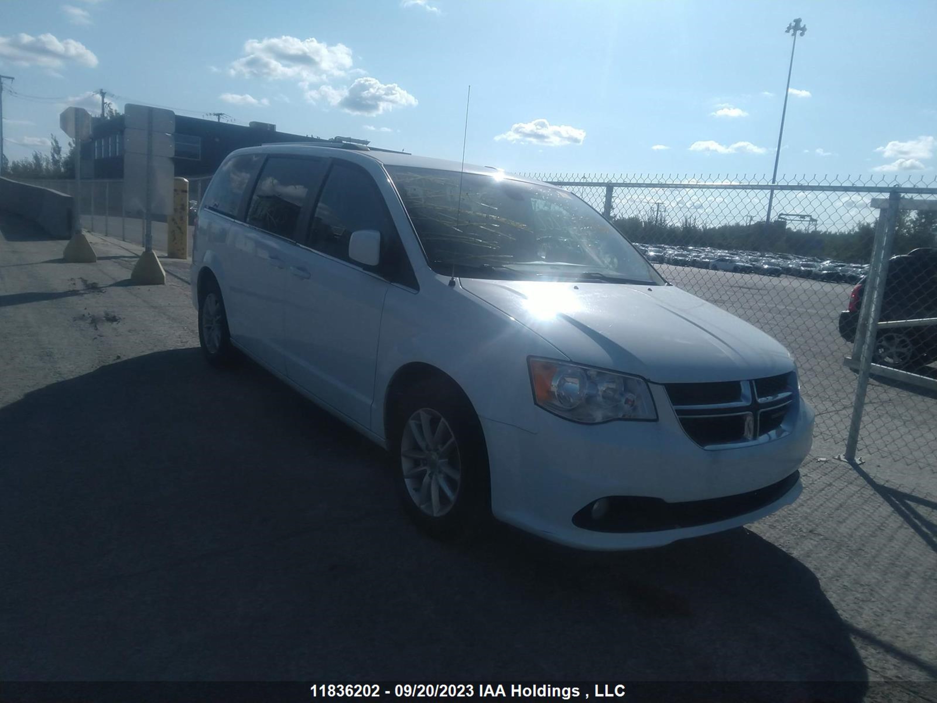 dodge caravan 2019 2c4rdgbg9kr707878