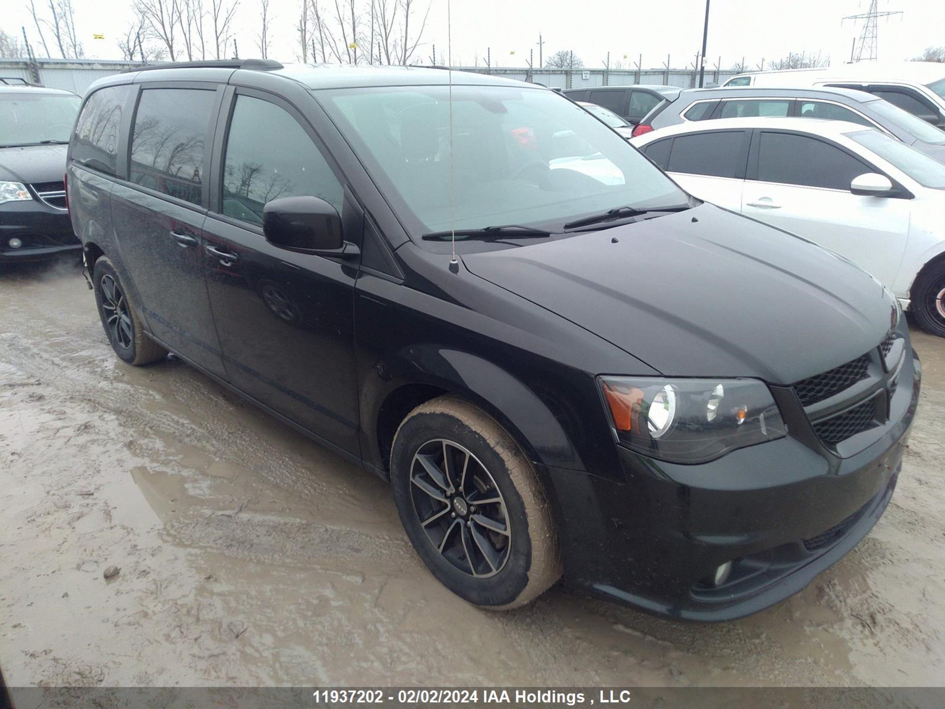 dodge caravan 2018 2c4rdgeg3jr332144