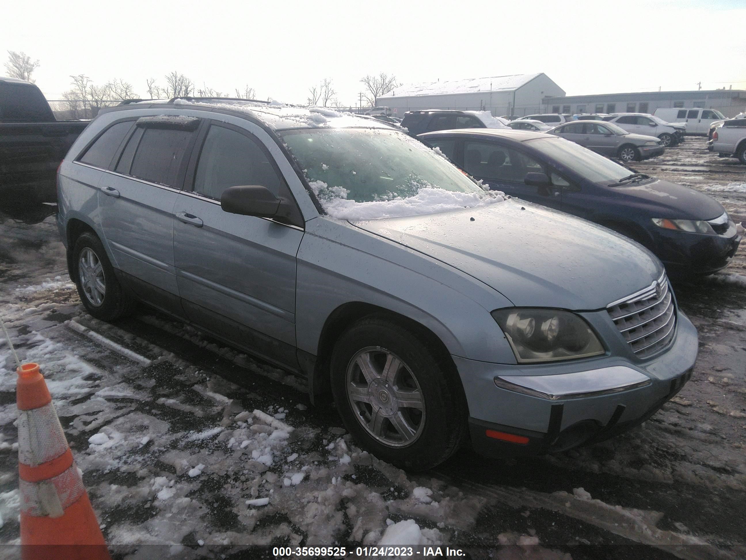 chrysler pacifica 2004 2c8gf68414r630661