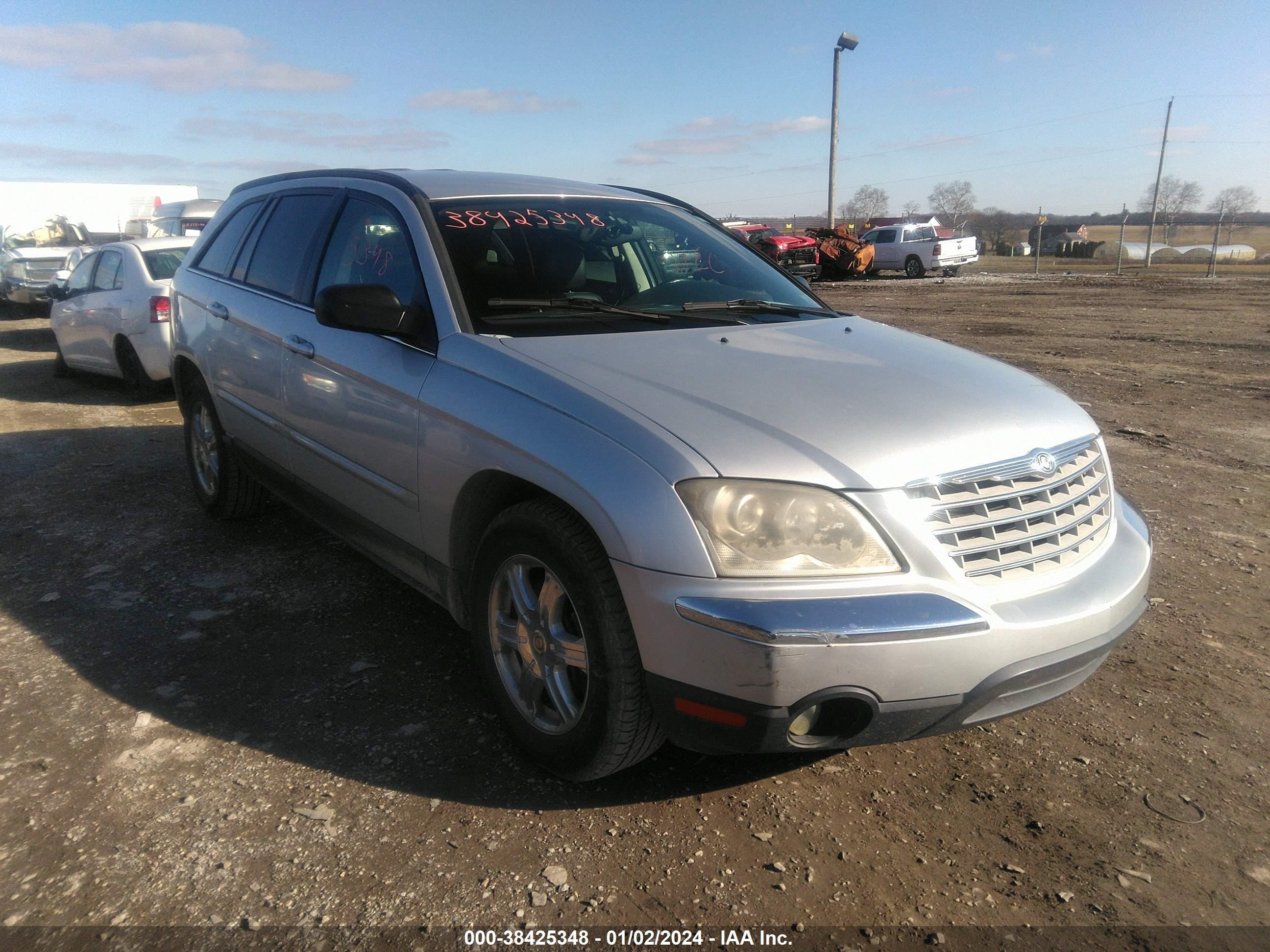 chrysler pacifica 2004 2c8gf68474r181308