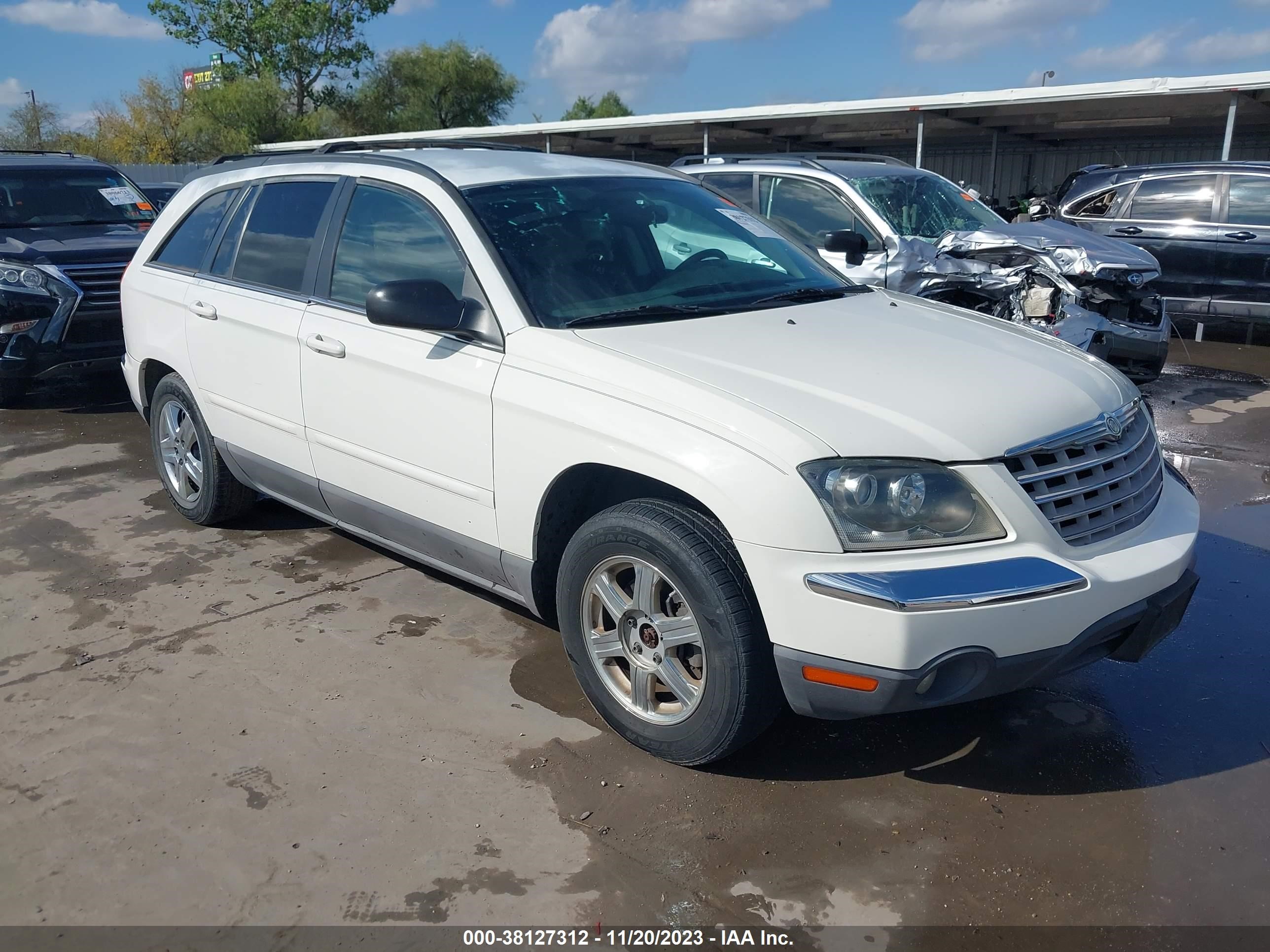 chrysler pacifica 2004 2c8gm68404r307644