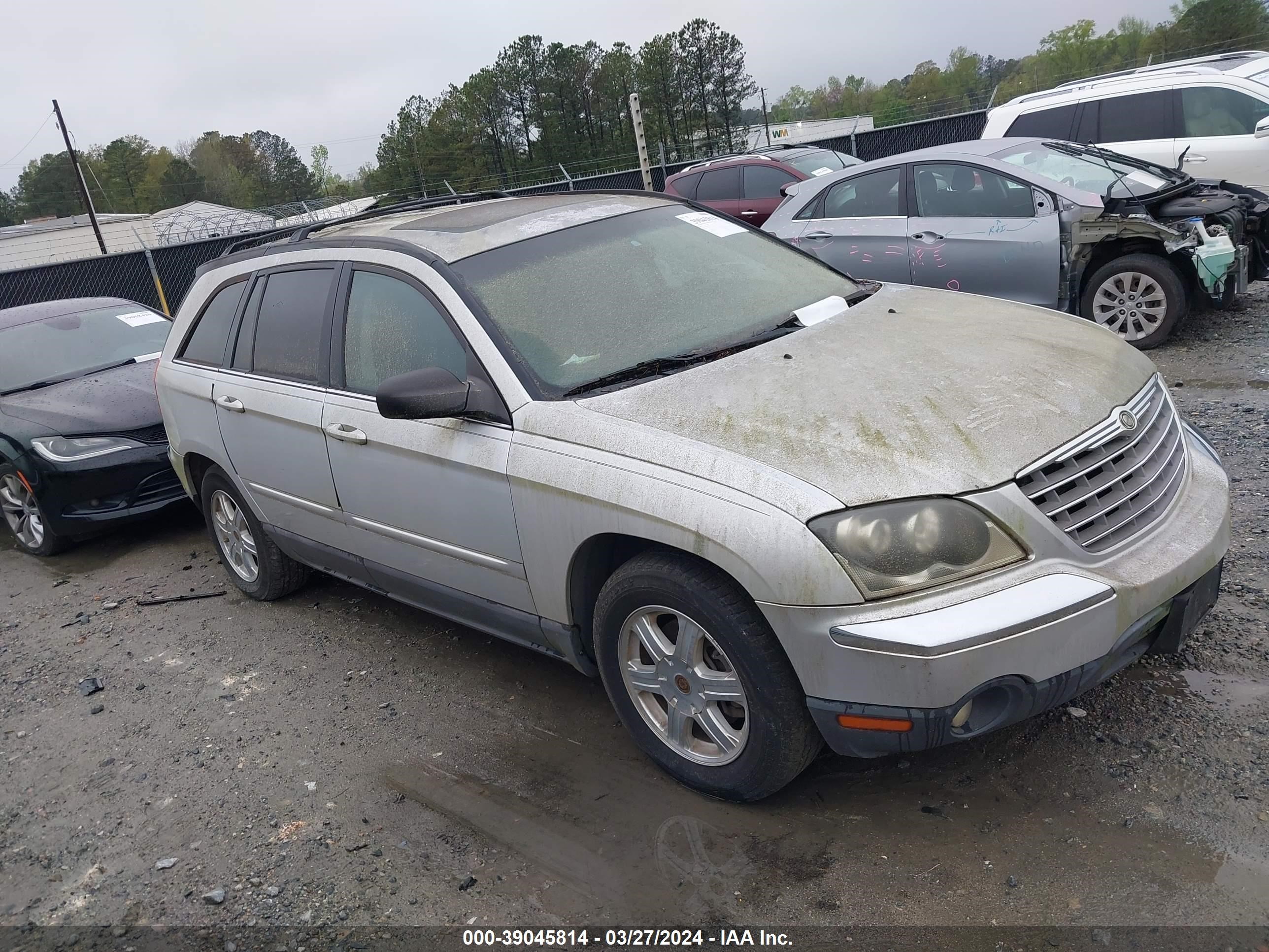 chrysler pacifica 2004 2c8gm68404r363664