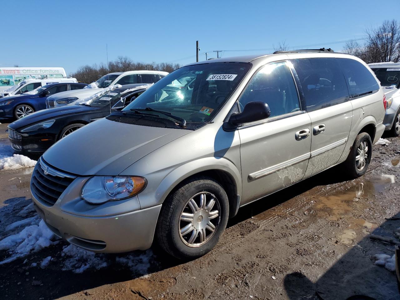 chrysler town & country 2005 2c8gp54l35r269567