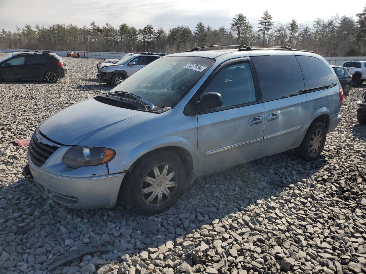 chrysler town & country 2005 2c8gp54l45r506440