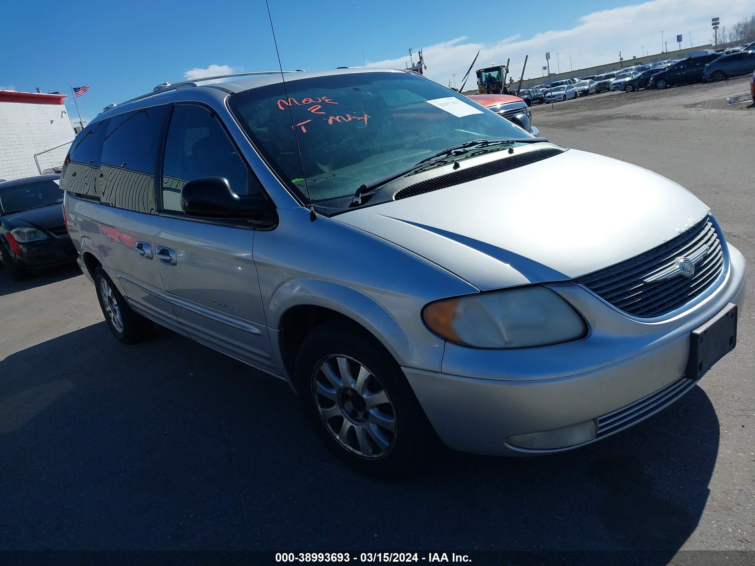 chrysler town & country 2001 2c8gp64l21r250055