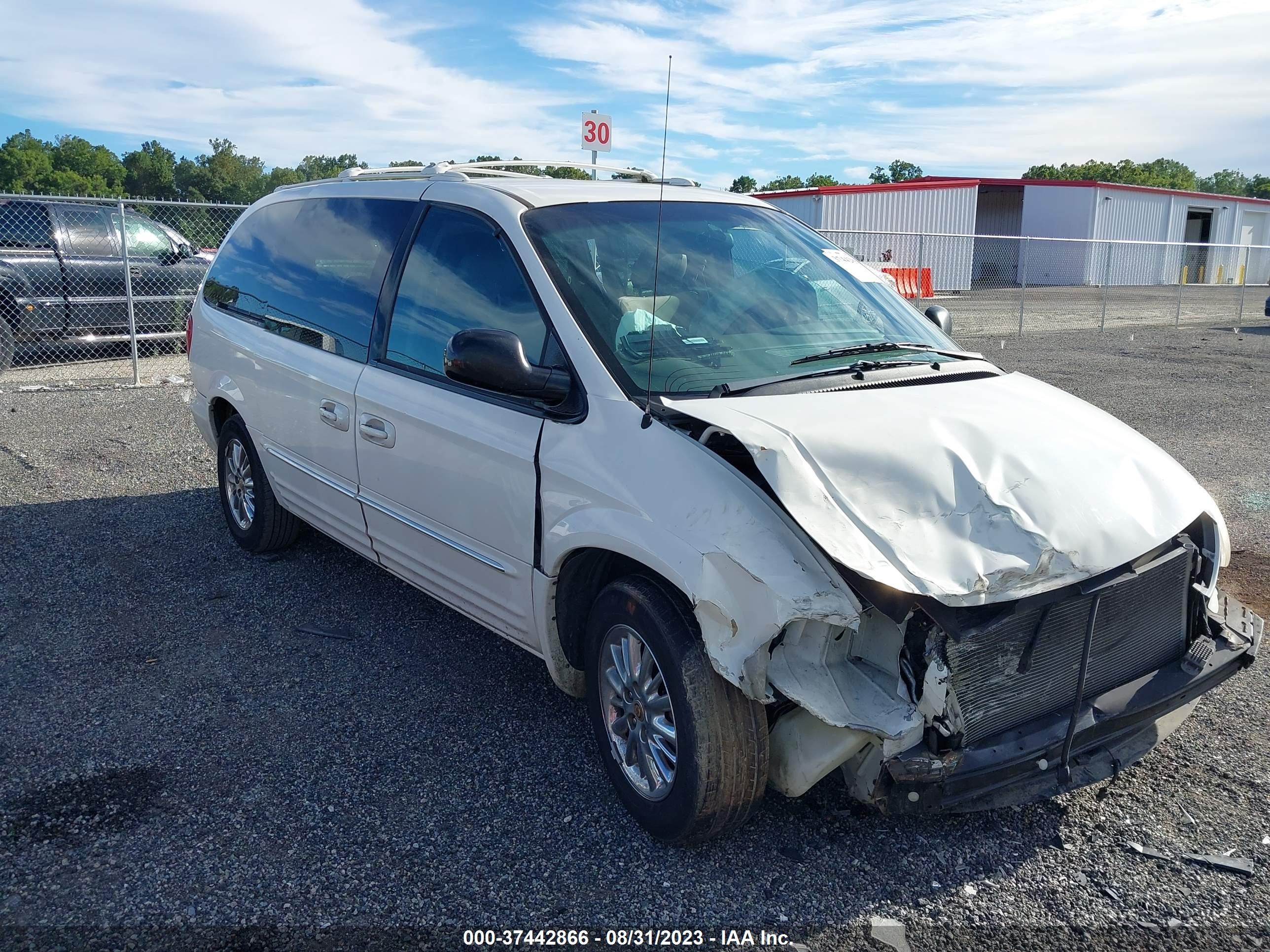 chrysler town & country 2002 2c8gp64l92r521999