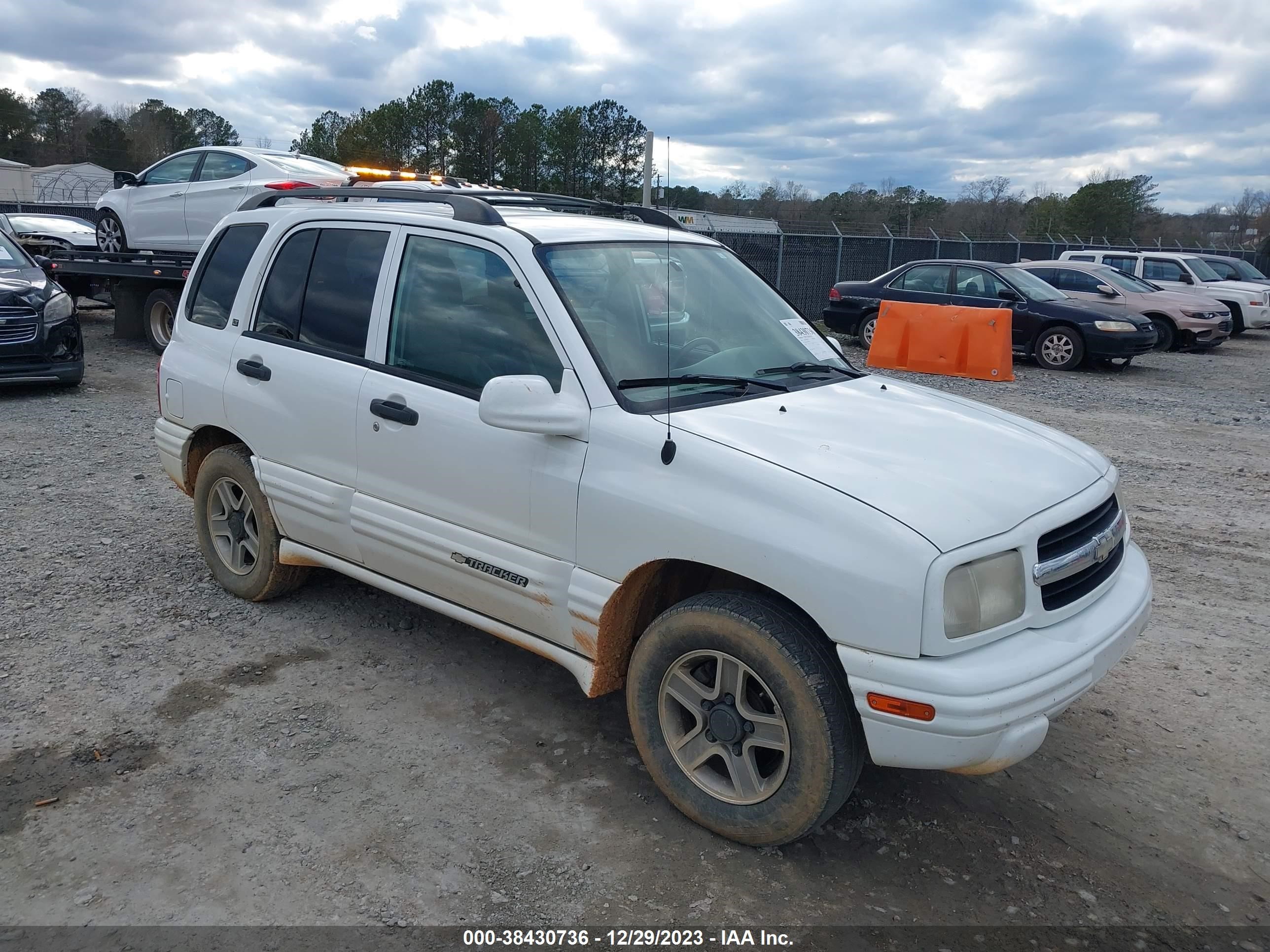 chevrolet tracker 2003 2cnbe634536936814